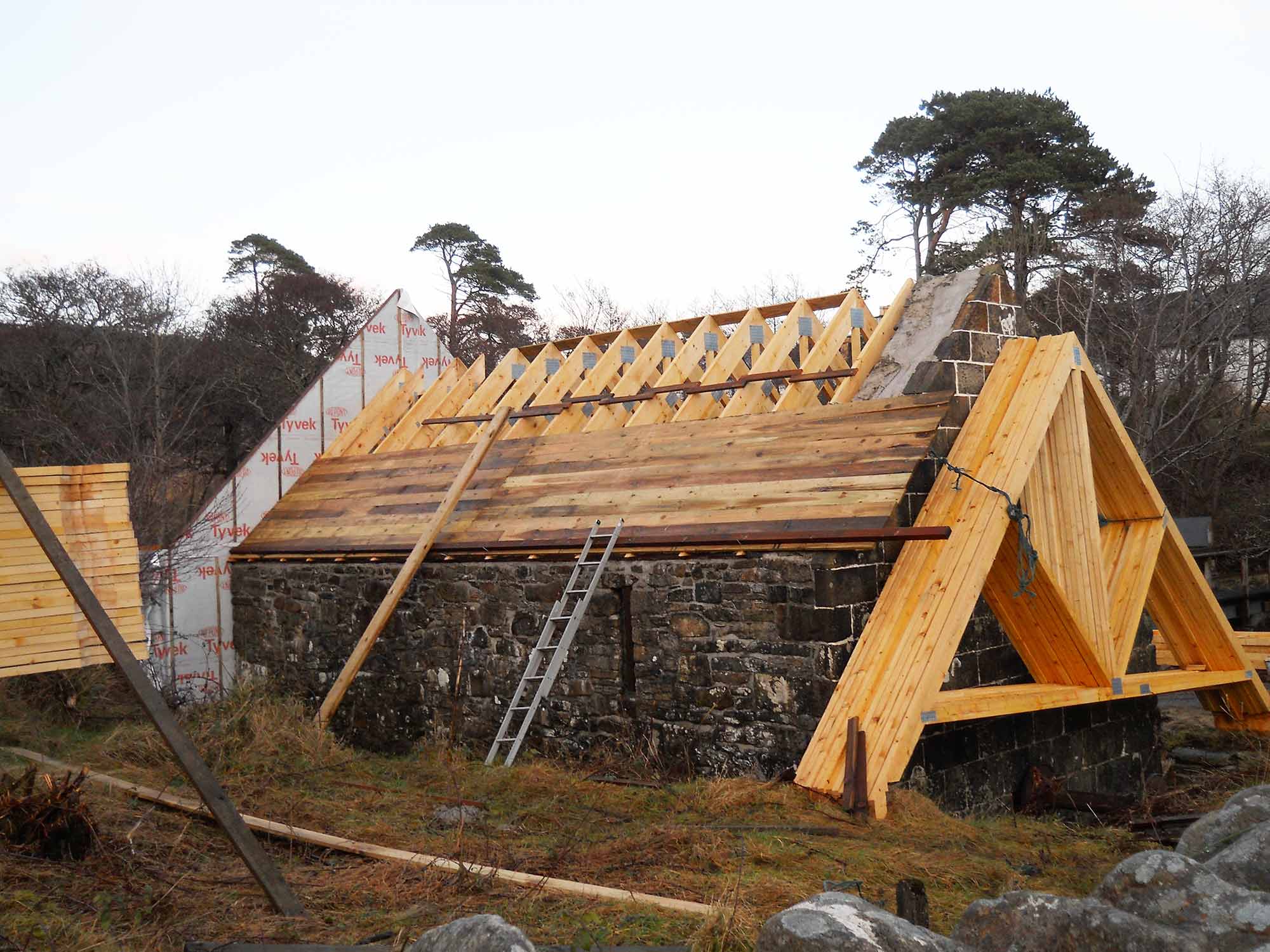 Raasay Heritage Trust Muileann Arais roof construction Heritage centre for the Isle of Raasay